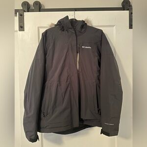 Columbia women’s black jacket